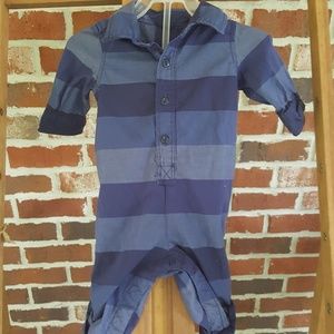 Never worn, striped baby gap outfit